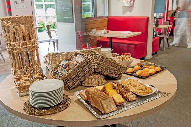 Brit Hotel Toulouse Colomiers - L'Esplanade Restaurang bild