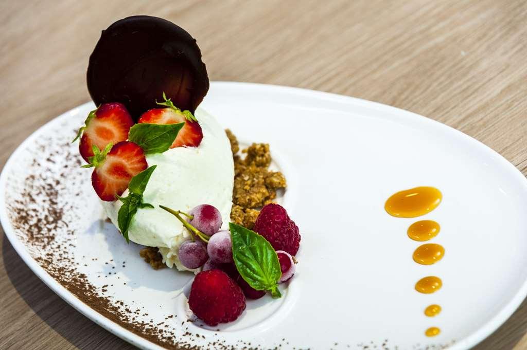 Brit Hotel Toulouse Colomiers - L'Esplanade Restaurang bild